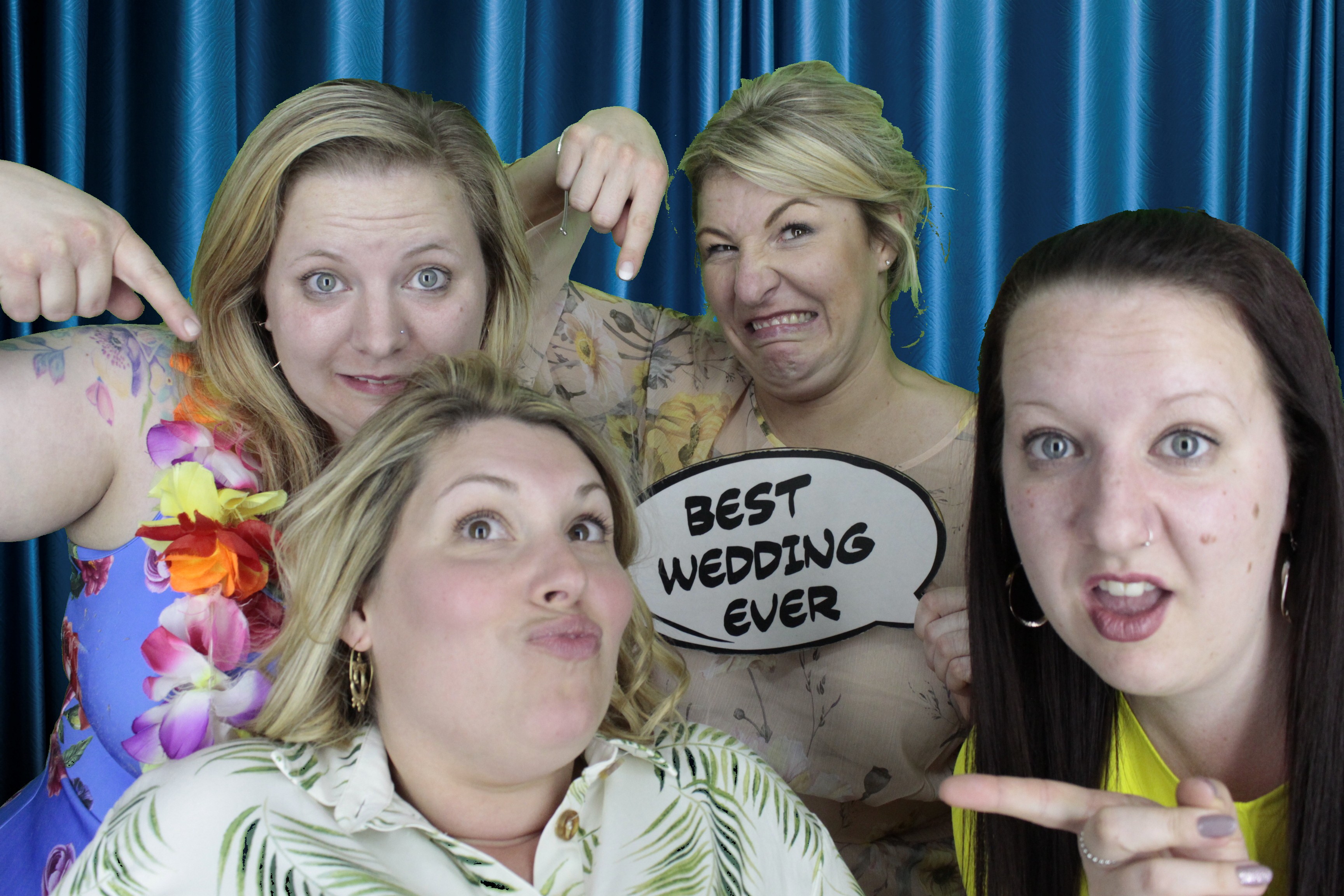 Ellesse & Sean's Wedding | View more photos from the event at gallery.myphotoboothexperience.co.uk/u/MyPhotoBoothExperienceLtd/Ellesse-Seans-Wedding